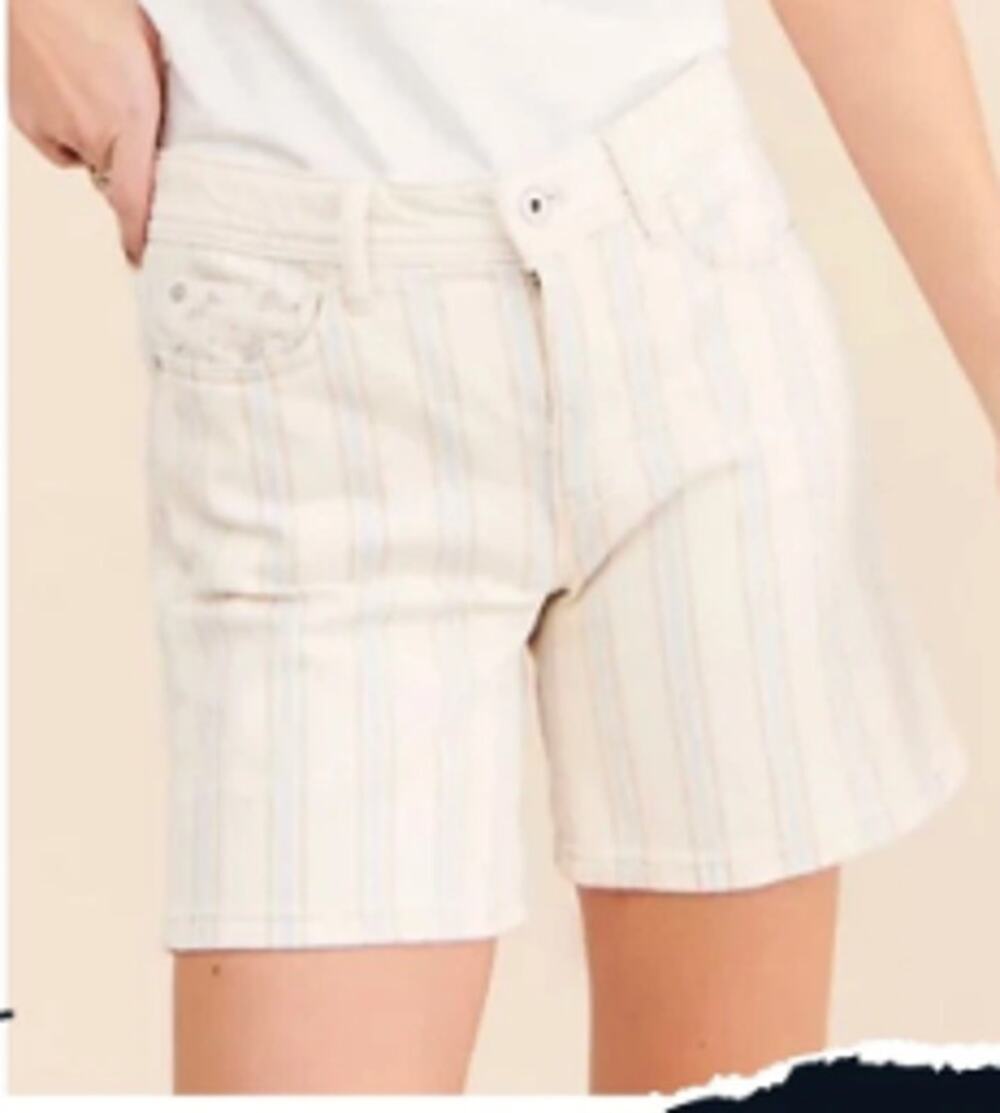 Pilcro by Anthropologie Slim Boyfriend Denim Jean Shorts Cream Women's Size 27